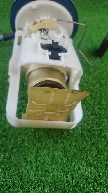 srv 2: Насос топливный BMW 3 Series (E46) 228222—-009002 Номера замен 5 — 3