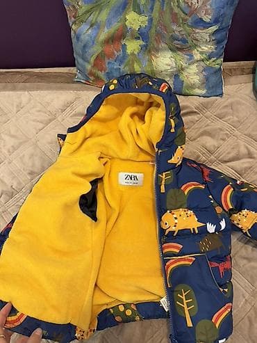 Бөбөктөр үчүн топтомдор: Детская зимняя куртка с капюшоном на флисе Zara Размер: 92 см, носили — 2