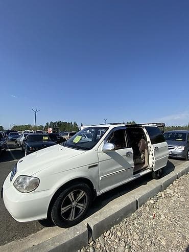 j30 bmw: Kia Carnival: 2002 г., Механика, Дизель, Минивэн — 10