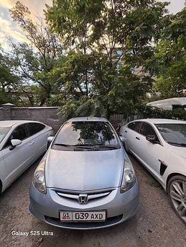 Honda Jazz: 2008 г., 1.4 л, Вариатор, Бензин