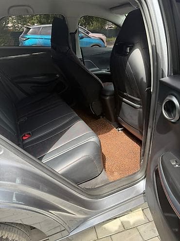 mini ev: BYD E2: 2025 г., Электромобиль, Кроссовер — 9