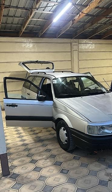 доплачу: Volkswagen Passat: 1989 г., 1.8 л, Механика, Бензин, Универсал — 5