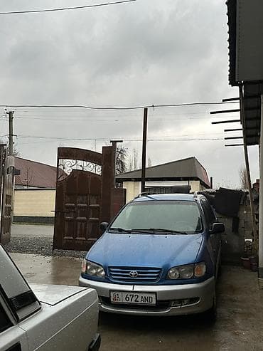 Toyota Picnic: 1997 г., 2 л, Механика, Бензин, Минивэн