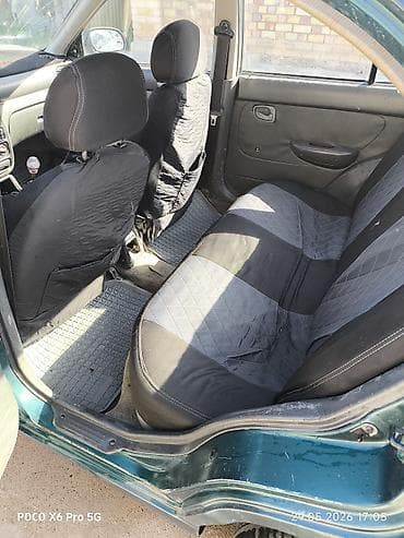 neta x: Hyundai Solaris: 1995 г., 1.5 л, Механика, Бензин, Седан — 7
