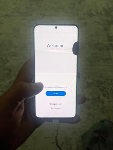 телефон s20: Samsung Galaxy S20, Б/у, 128 ГБ, цвет - Серебристый, 2 SIM, eSIM — 2