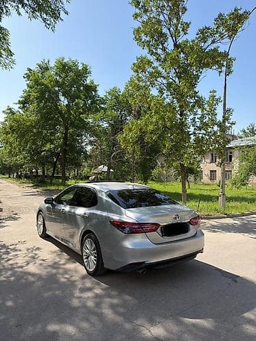 camry 70 гибрид: Toyota Camry: 2020 г., 2.5 л, Гибрид, Седан — 10
