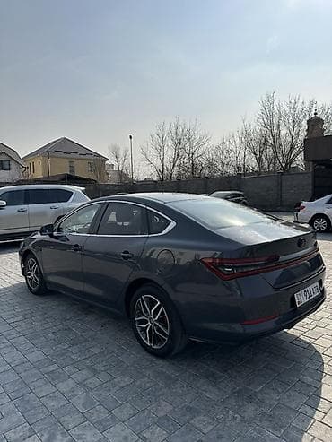 Продажа авто: BYD Qin: 2019 г., 1.5 л, Робот, Гибрид, Седан — 5