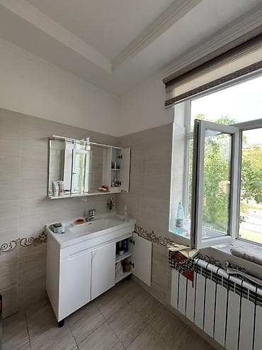 новый дом бишкек: 250 м², 10 комнат, Теплый пол, Бронированные двери, Видеонаблюдение — 3