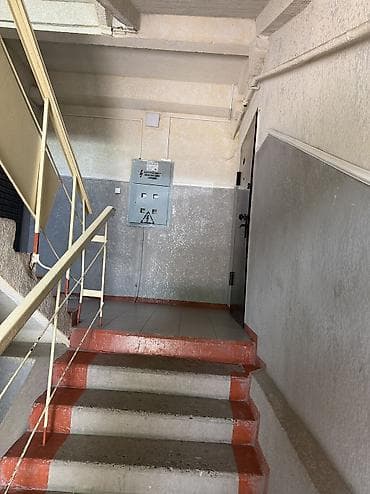 продаю 1к кв: 4 комнаты, 90 м², 3 этаж, Косметический ремонт — 3