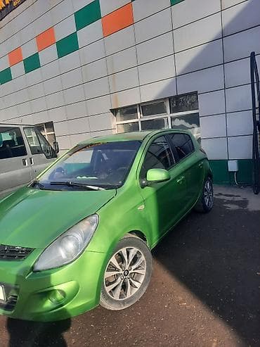 audi c4 2 8: Hyundai i20: 2010 г., 1.4 л, Автомат, Бензин, Хэтчбэк — 3