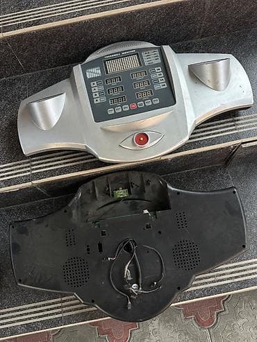 pull and: Панели/консоли управления для беговой дорожки (2 шт.) Сняты с беговых — 2