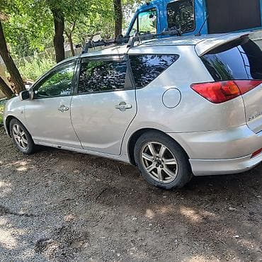 прикурит машина: Toyota Caldina: 2002 г., 2 л, Автомат, Бензин, Универсал — 4