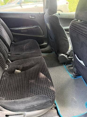 pod: Honda Stream: 2001 г., 1.7 л, Автомат, Бензин, Минивэн — 9