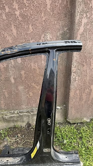 кузов автомобиля: Стойка кузова Toyota — 6