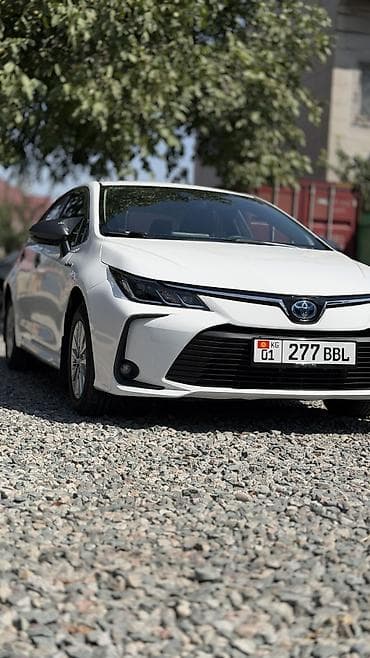 corolla e120: Toyota Corolla: 2022 г., 1.8 л, Вариатор, Гибрид, Седан — 1