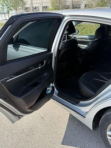 lexus e: Hyundai Grandeur: 2018 г., 3 л, Автомат, Газ, Седан — 4