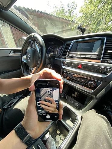 iphone 8xr: IPhone 14 Pro, Б/у, 256 ГБ, Deep Purple, Чехол — 2