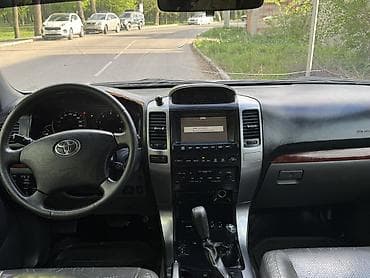 бампер с180: Toyota Land Cruiser Prado: 2004 г., 3 л, Автомат, Дизель, Внедорожник — 7