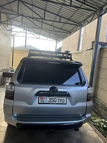 авто подголовник: Toyota 4Runner: 2019 г., 4 л, Автомат, Бензин, Внедорожник — 4