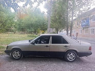 Унаа: Mercedes-Benz W124: 1985 г., 2.3 л, Кол менен иштөөчү, Бензин, Седан — 5