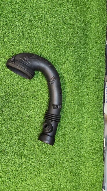 блок предохранителей: Трубопровод чистого воздуха Е39 е60 е38 е53 е83 е65 Трубопровод — 1