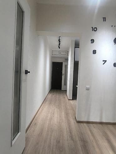 Батирлер: 2 бөлмө, 60 м², №4 шаардык оорукана (Айни көч.) 106-серия жакшыртылган, 1 кабат, Евро оңдоо — 7