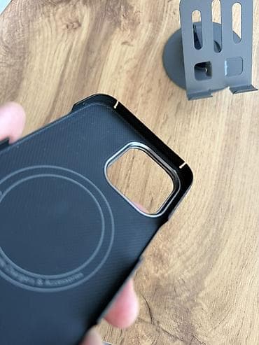 бу чехлы: Тонкий карбоновый чехол на iPhone 16 pro max для с поддержкой MagSafe — 3