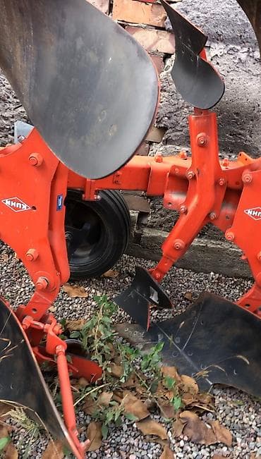 kia reo: Услуги трактора, комбайна Джон Дир / John Deere Пахата плуг — 4