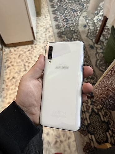 планшет h960: Samsung Galaxy A50, Колдонулган, 64 ГБ, түсү - Ак — 2