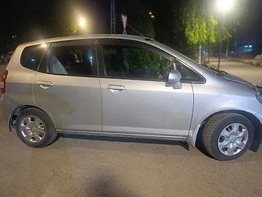 Honda: Honda Fit: 2002 г., 1.3 л, Вариатор, Бензин, Минивэн — 4