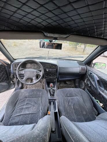 бу наборы ключей: Volkswagen Passat: 1994 г., 1.8 л, Механика, Бензин, Универсал — 7