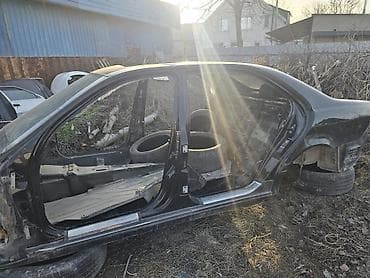 Стойка кузова Mercedes-Benz, Оригинал