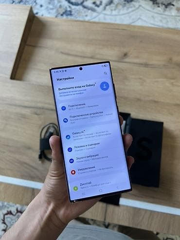 mi bend: Samsung Galaxy S22 Ultra, 256 ГБ — 6