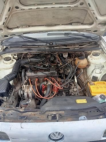 Volkswagen: Volkswagen Passat Variant: 1989 г., Кол менен иштөөчү, Бензин, Универсал — 7