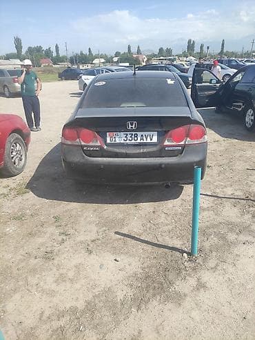 cr v газ: Honda Civic Hybrid — салон и оснащение - Светлый кожаный салон — 6
