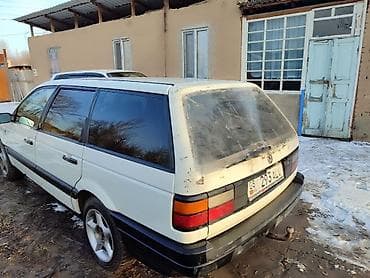 8: Volkswagen Passat: 1991 г., 1.8 л, Механика, Бензин, Универсал — 6
