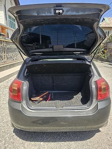 bmw 38: Toyota Corolla: 2004 г., 1.6 л, Автомат, Бензин, Хэтчбэк — 5