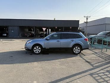 кия универсал: Subaru Outback: 2011 г., 2.5 л, Автомат, Бензин — 2