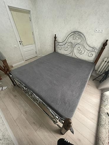 кованые кровати купить: Двуспальная кровать, Каркас без матраса, длина - 200 см — 3