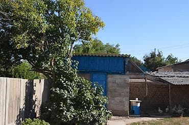 дом беловодиский: Жилой дом с придворовыми постройками - Одноэтажный дом с мансардным — 3