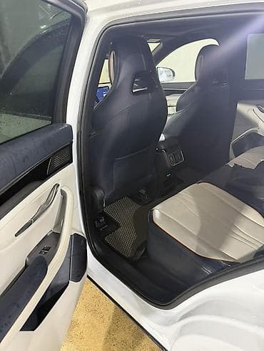 на грузовое авто: BYD Song Plus: 2023 г., Электромобиль, Кроссовер — 10