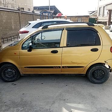 Унаа сатуу: Daewoo Matiz: 1998 г., Кол менен иштөөчү, Бензин, Хетчбек — 2
