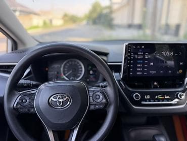 camry 55 se: Toyota Corolla: 2021 г., 1.8 л, Автомат, Гибрид, Седан — 10