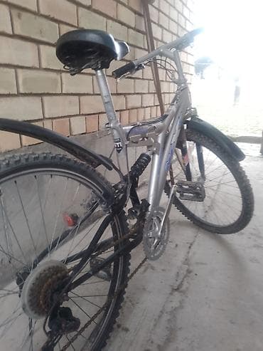 Шоссейные велосипеды: Горный велосипед с амортизацией - Рама: алюминиевая, хардтейл с — 1