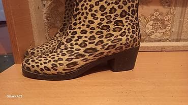 леопард: Высокие женские сапоги с леопардовым принтом цена 1300сом размер 38 - — 6