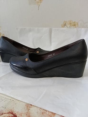 оргинал обувь: Продаю новые, очень оригинальные, лёгкие туфли с невысокой — 4