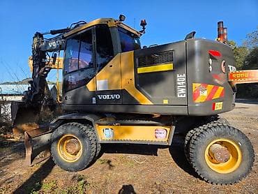 mtz 82 1: Экскаватор, Volvo, 2015 г., Колесный — 2