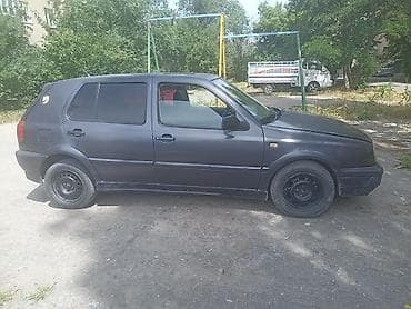 Volkswagen Golf: 1993 г., 1.8 л, Бензин