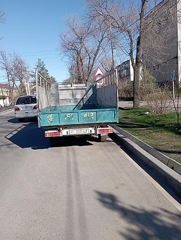 Грузоперевозки на Mercedes-Benz (бортовой) - Бортовой грузовик