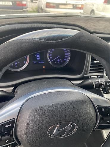 Продажа авто: Hyundai Sonata: 2020 г., 2 л, Автомат, Газ, Седан — 3